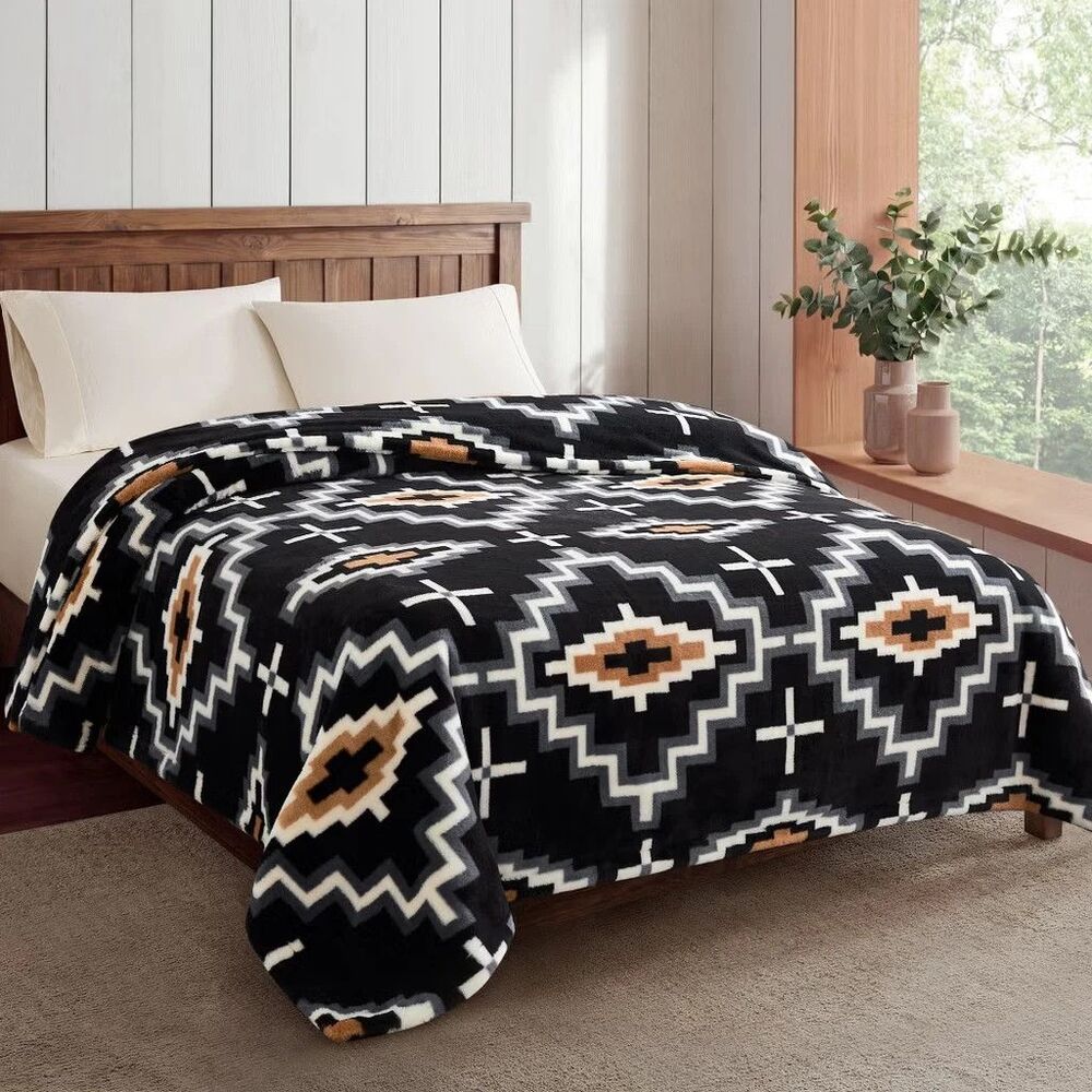 Pendleton Blanket Faux Fur Luxe QUEEN SIZE Blanket NWT